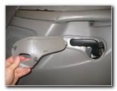 2000-2006-GM-Chevrolet-Tahoe-Interior-Door-Panel-Removal-Guide-007