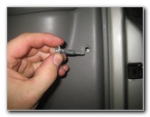 2000-2006-GM-Chevrolet-Tahoe-Interior-Door-Panel-Removal-Guide-046
