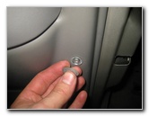 2000-2006-GM-Chevrolet-Tahoe-Interior-Door-Panel-Removal-Guide-056