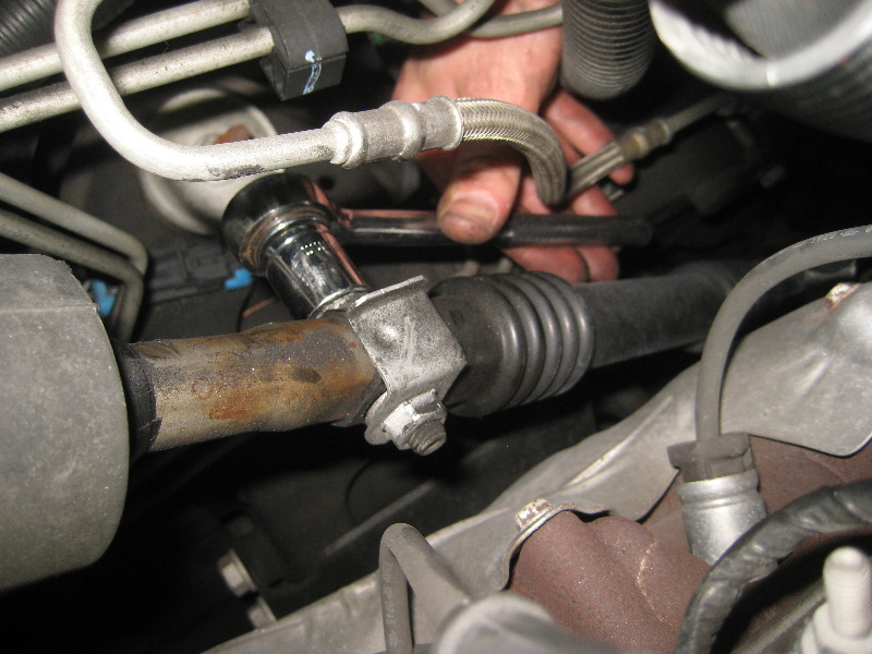 2000-2006-GM-Chevrolet-Tahoe-Intermediate-Steering-Shaft-Replacement-Guide-034