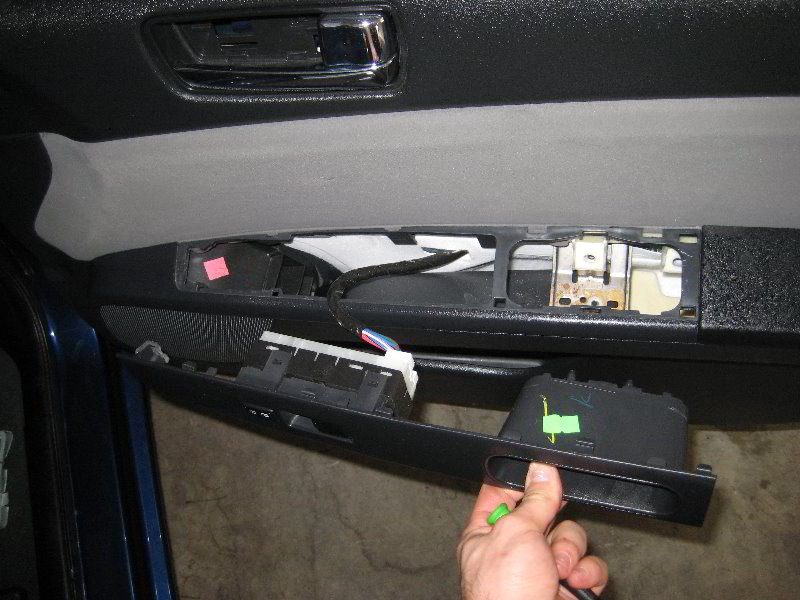 2007 Nissan sentra door panel removal