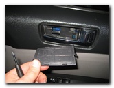 2007-2012-Nissan-Sentra-Interior-Door-Panel-Removal-Guide-003