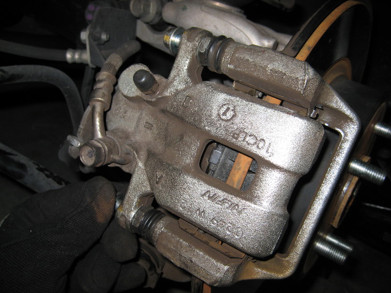 Replacing rear brake pads on 2008 honda accord