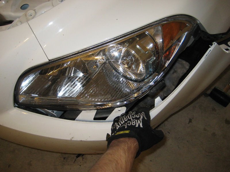 2008-2012-Chevy-Malibu-Headlight-Bulbs-Replacement-Guide-033