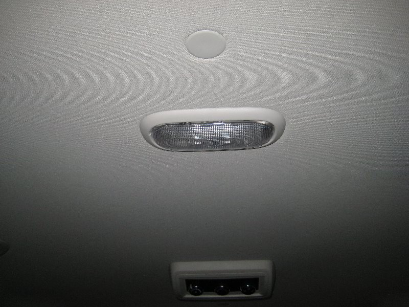 2008-2014-Dodge-Grand-Caravan-Dome-Light-Bulb-Replacement-Guide-001