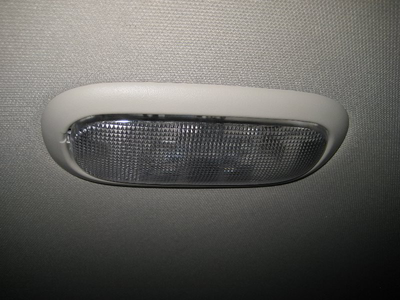 2008-2014-Dodge-Grand-Caravan-Dome-Light-Bulb-Replacement-Guide-014