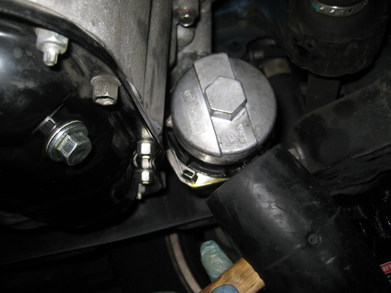 2009-2013-Toyota-Corolla-2ZR-FE-Engine-Oil-Change-Guide-030