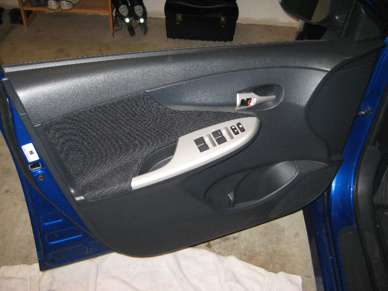 2009-2013-Toyota-Corolla-Interior-Door-Panel-Removal-Guide-048