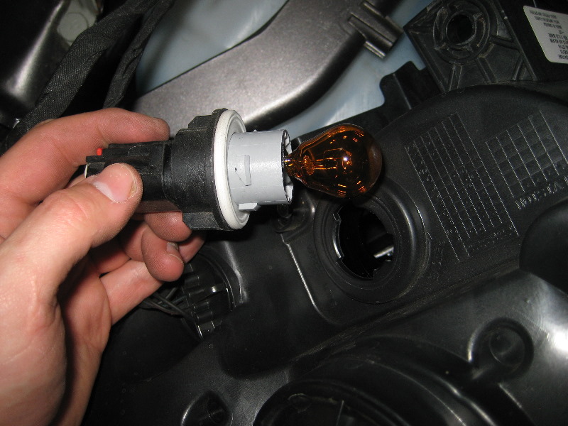 20112014DodgeChargerHeadlightBulbsReplacementGuide070