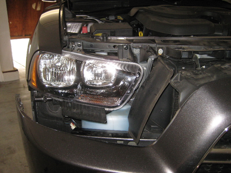 20112014DodgeChargerHeadlightBulbsReplacementGuide083