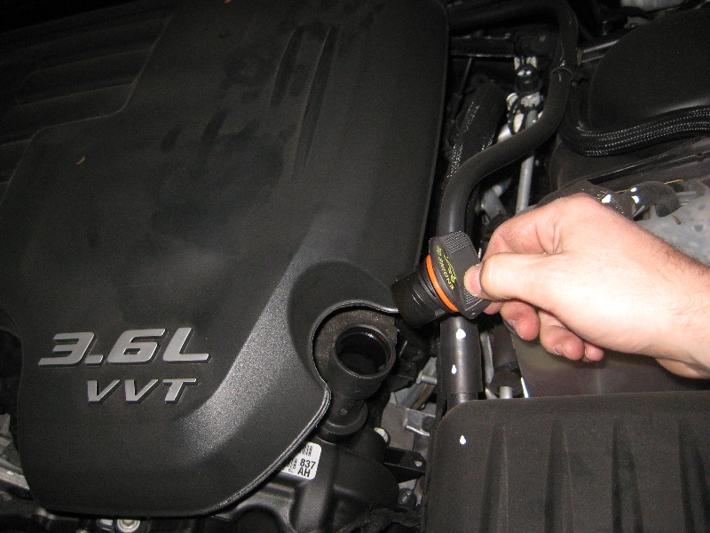 2011-2014-Dodge-Charger-Pentastar-V6-Engine-Oil-Change-Guide-003