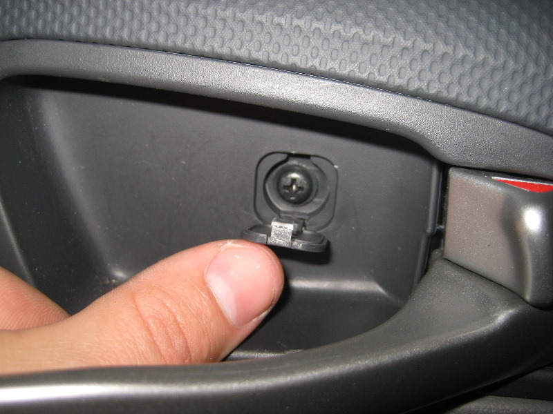 2011-2015-Hyundai-Accent-Interior-Door-Panel-Removal-Guide-031