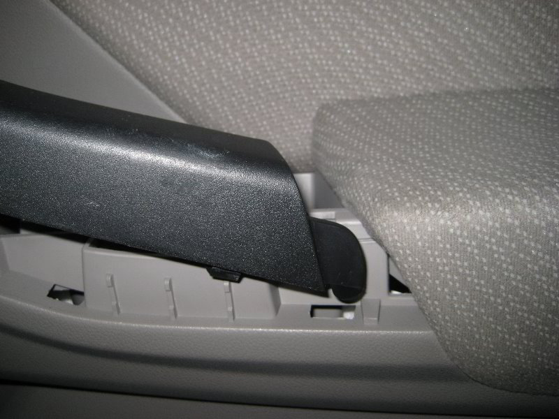 2012-2015-Honda-Civic-Interior-Door-Panel-Removal-Guide-037