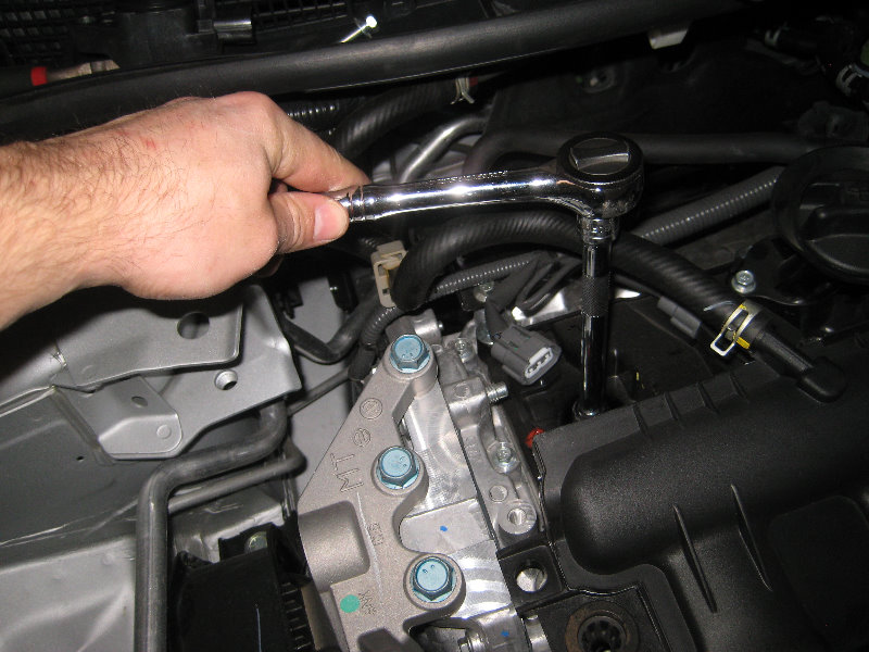 2013-2015-Nissan-Sentra-MRA8DE-Engine-Spark-Plugs-Replacement-Guide-016