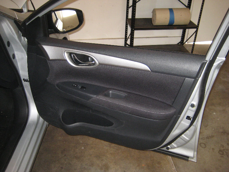 2013-2015-Nissan-Sentra-Interior-Door-Panel-Removal-Speaker-Replacement-Guide-039