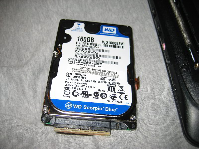Acer-Aspire-AS1410-Laptop-ZIF-Hard-Drive-Replacement-013