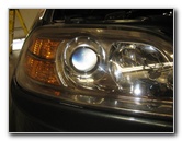 Acura-MDX-Headlight-Bulbs-Replacement-Guide-002