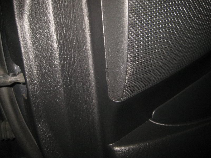 Acura-MDX-Rear-Door-Speaker-Replacement-Guide-003