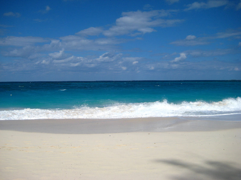 Download this Atlantis Resort Paradise Island Bahamas picture