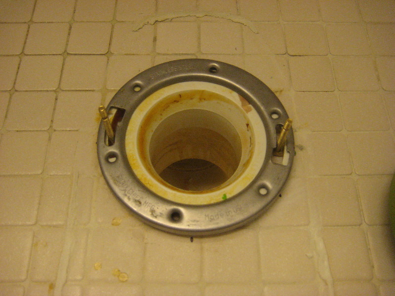 Broken-Plastic-Toilet-Flange-Metal-Repair-Ring-Installation-Guide-004