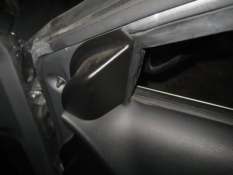 Chrysler-200-Interior-Door-Panel-Removal-Guide-047