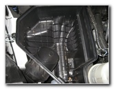 Chrysler-Town-and-Country-Engine-Air-Filter-Replacement-Guide-010