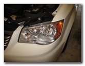 Chrysler-Town-and-Country-Headlight-Bulbs-Replacement-Guide-001