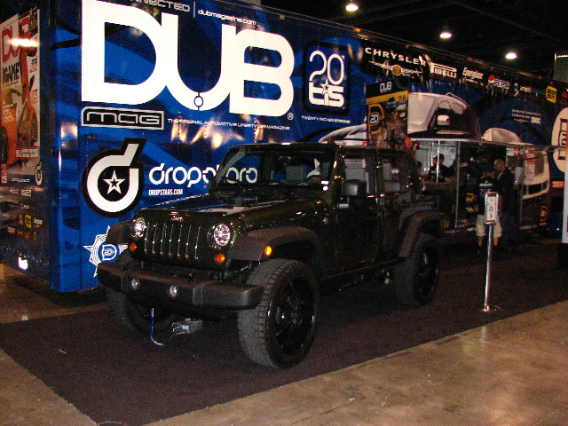 DUB-Custom-Auto-Show-Miami-Beach-FL-2007-070