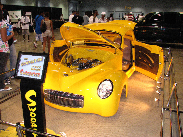 DUB-Custom-Auto-Show-Miami-Beach-FL-2007-203