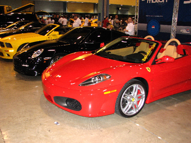 DUB-Custom-Auto-Show-Miami-Beach-FL-2007-240