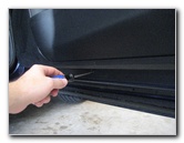 Dodge-Challenger-Interior-Door-Panel-Removal-Guide-015