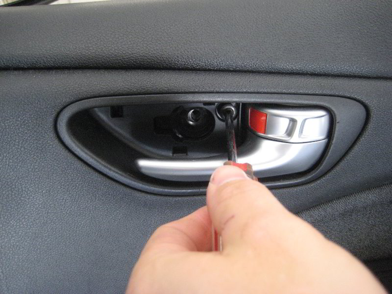 Dodge-Dart-Interior-Door-Panel-Removal-Guide-009
