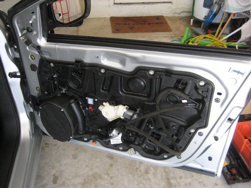 Dodge-Dart-Interior-Door-Panel-Removal-Guide-022