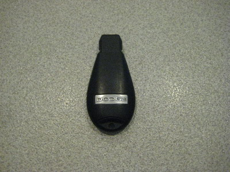 Dodge-Dart-Key-Fob-Battery-Replacement-Guide-002