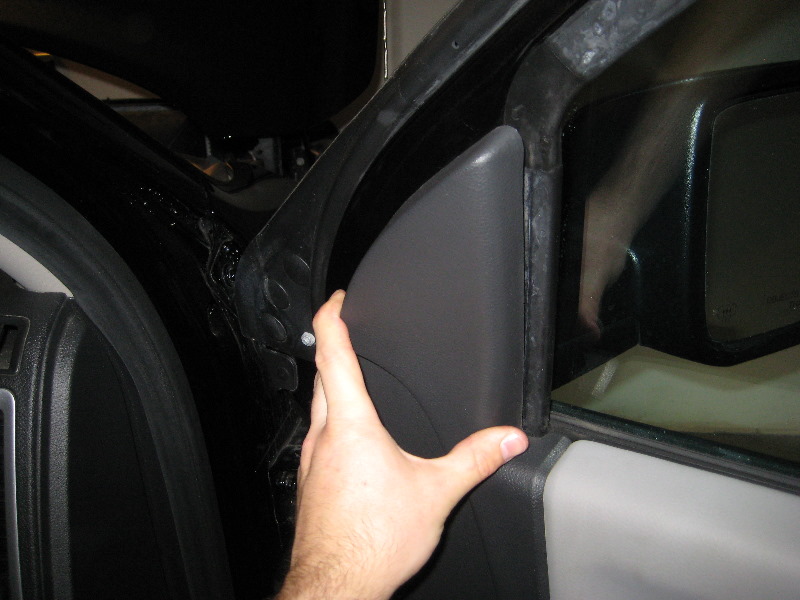 Dodge-Ram-1500-Interior-Front-Door-Panel-Removal-Guide-044