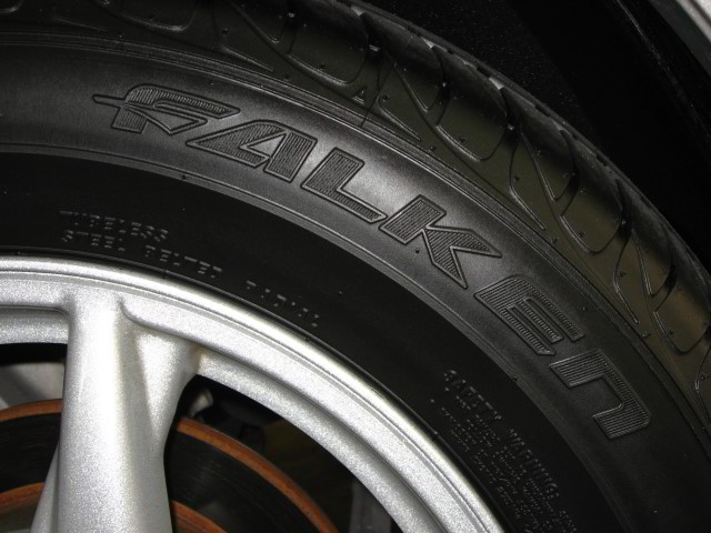 Falken-Ziex-ZE-512-Car-Tire-Review-002