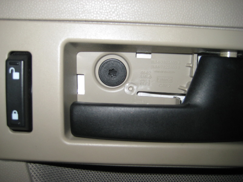 Ford-Escape-Interior-Door-Panel-Removal-Guide-009