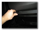 Ford-Explorer-Interior-Door-Panel-Removal-Guide-013