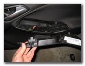 Ford-Focus-Interior-Door-Panel-Removal-Guide-016
