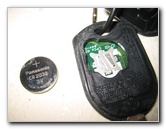 Ford-Mustang-Key-Fob-Battery-Replacement-Guide-006