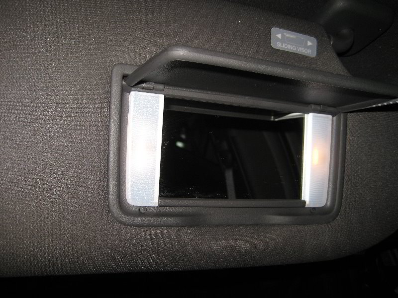 Ford-Taurus-Vanity-Mirror-Light-Bulbs-Replacement-Guide-002
