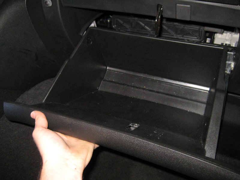 GM-Chevrolet-Traverse-Cabin-Air-Filter-Replacement-Guide-022 Cabin Air Filter For 2012 Chevy Traverse
