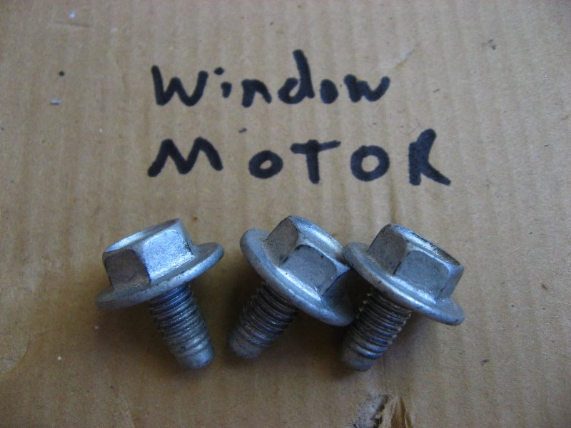GM-Window-Motor-Regulator-Replacement-040