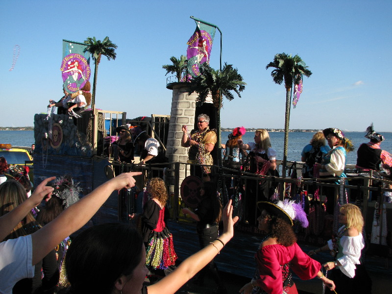 Gasparilla-Parade-of-the-Pirates-Tampa-FL-215