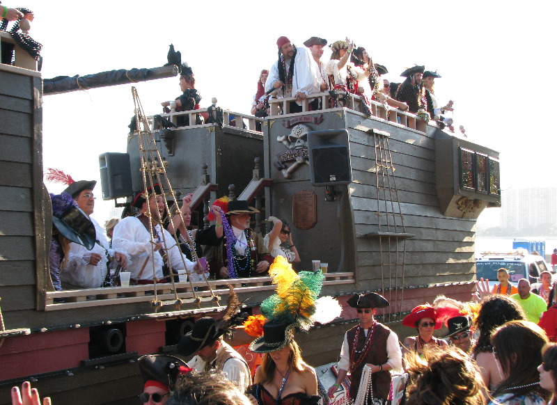 Gasparilla-Parade-of-the-Pirates-Tampa-FL-262