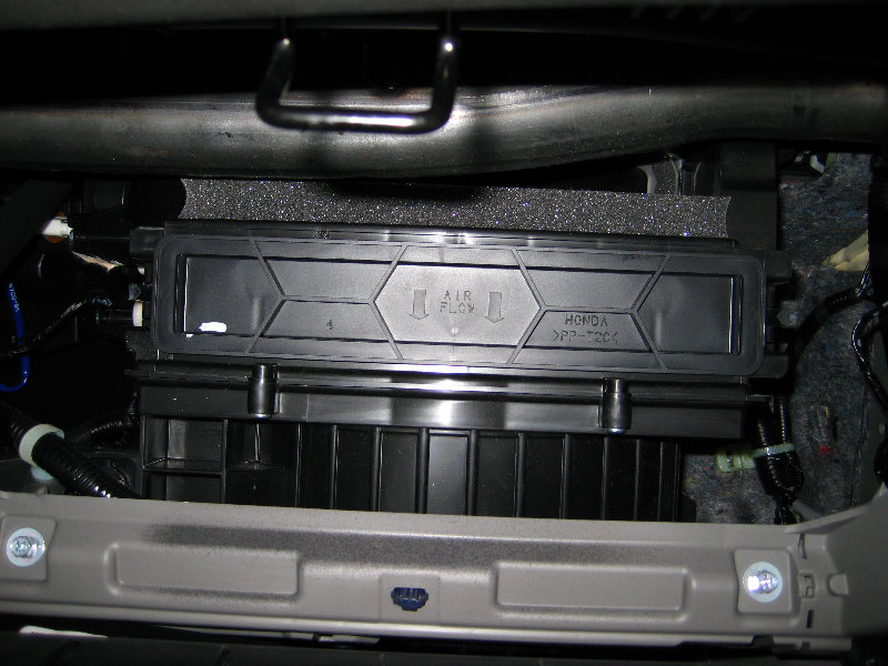 How to replace cabin air filter 2010 honda accord