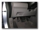 Honda-CR-V-Electrical-Fuse-Replacement-Guide-008