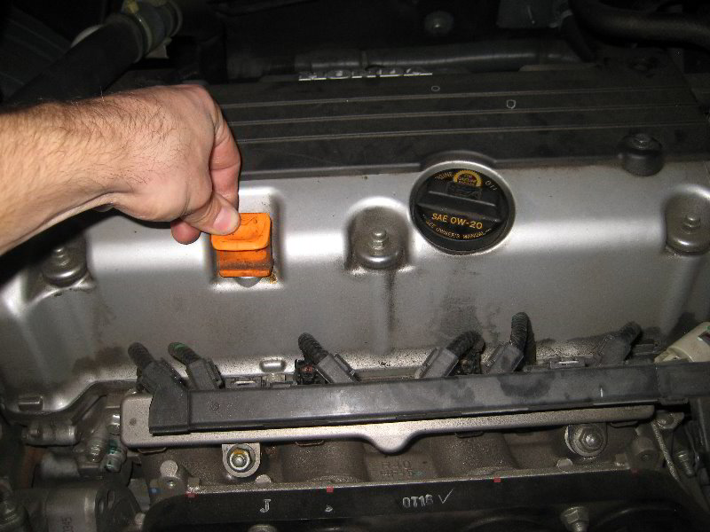 Honda-CR-V-Engine-Oil-Change-Guide-021