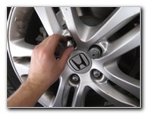Honda-CR-V-Rear-Disc-Brake-Pads-Replacement-Guide-004