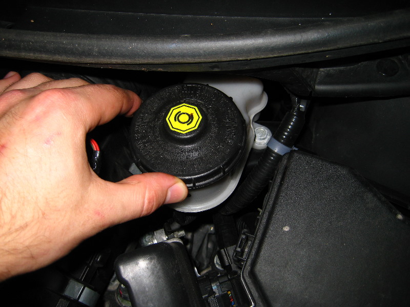 Replacing front brake pads 2009 honda civic #4